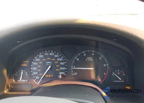 2001 Saturn Lw300 from USA, damaged, VIN 1G8JW82R71Y556879